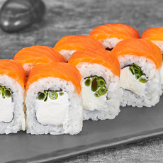 Ролл филадельфия с луком - Доставка суши, роллов, пиццы в Новосибирске